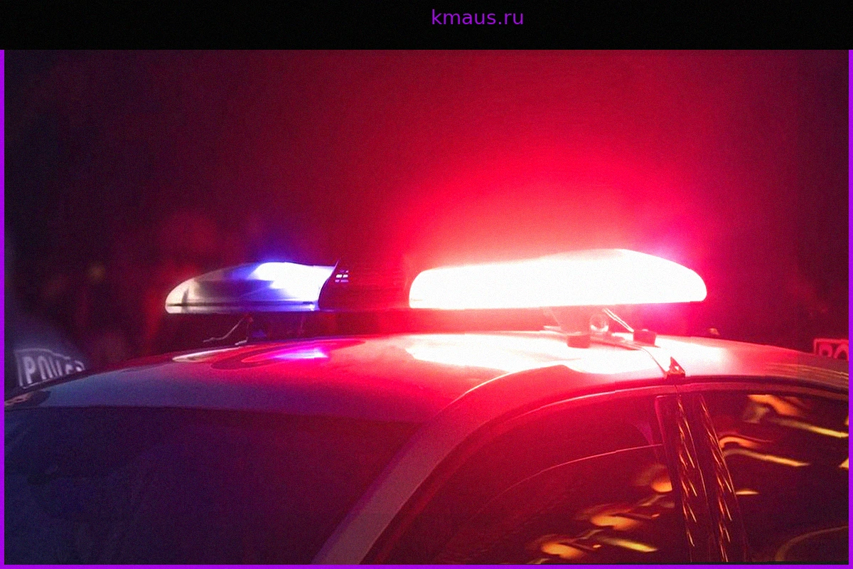 Обрушение пола в петербургской аптеке: пострадавших нет, жители эвакуированы