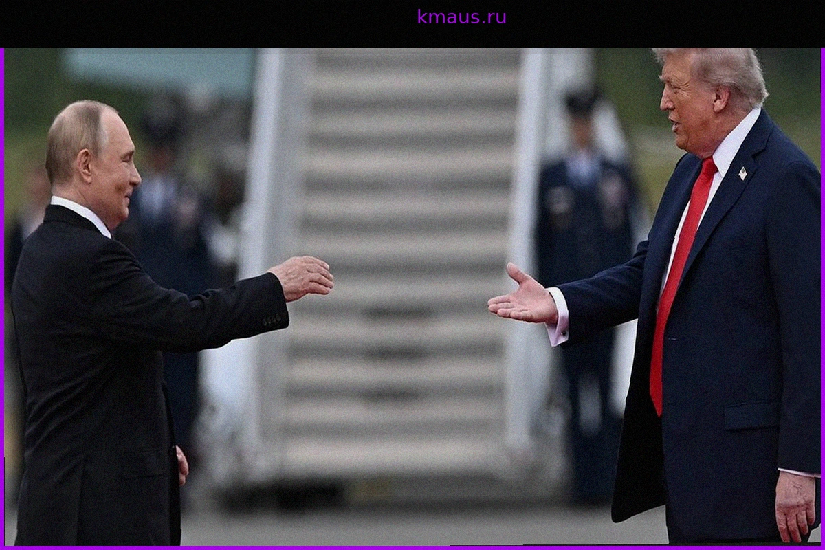 Путин и Трамп провели телефонный разговор в День независимости США